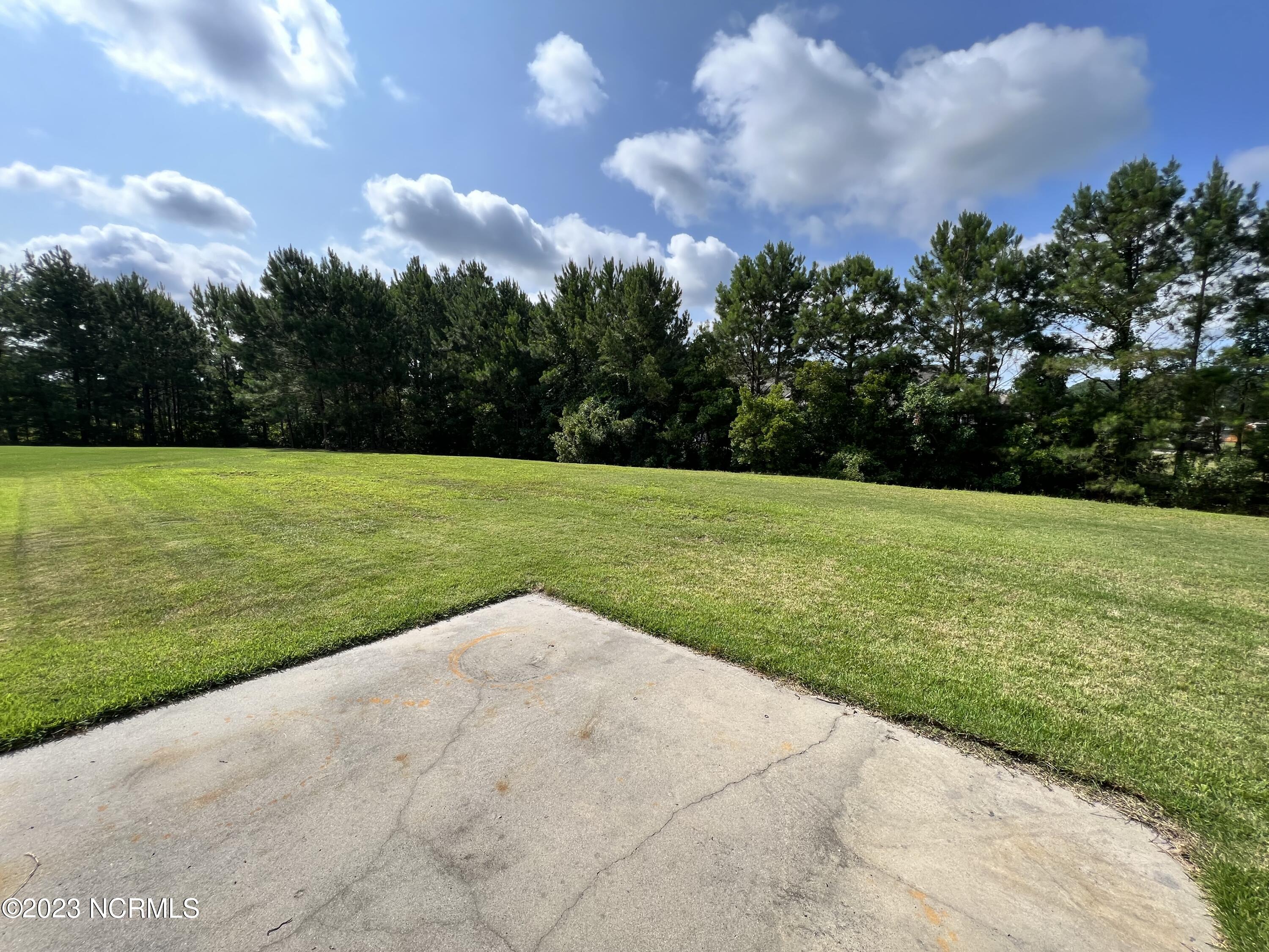 328 South Culverton Road Winnabow, NC 28479 - Photo 20 of 23 20 patio