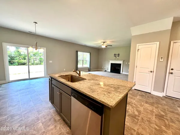 $2,195 | 328 South Culverton Road, Winnabow, NC 28479