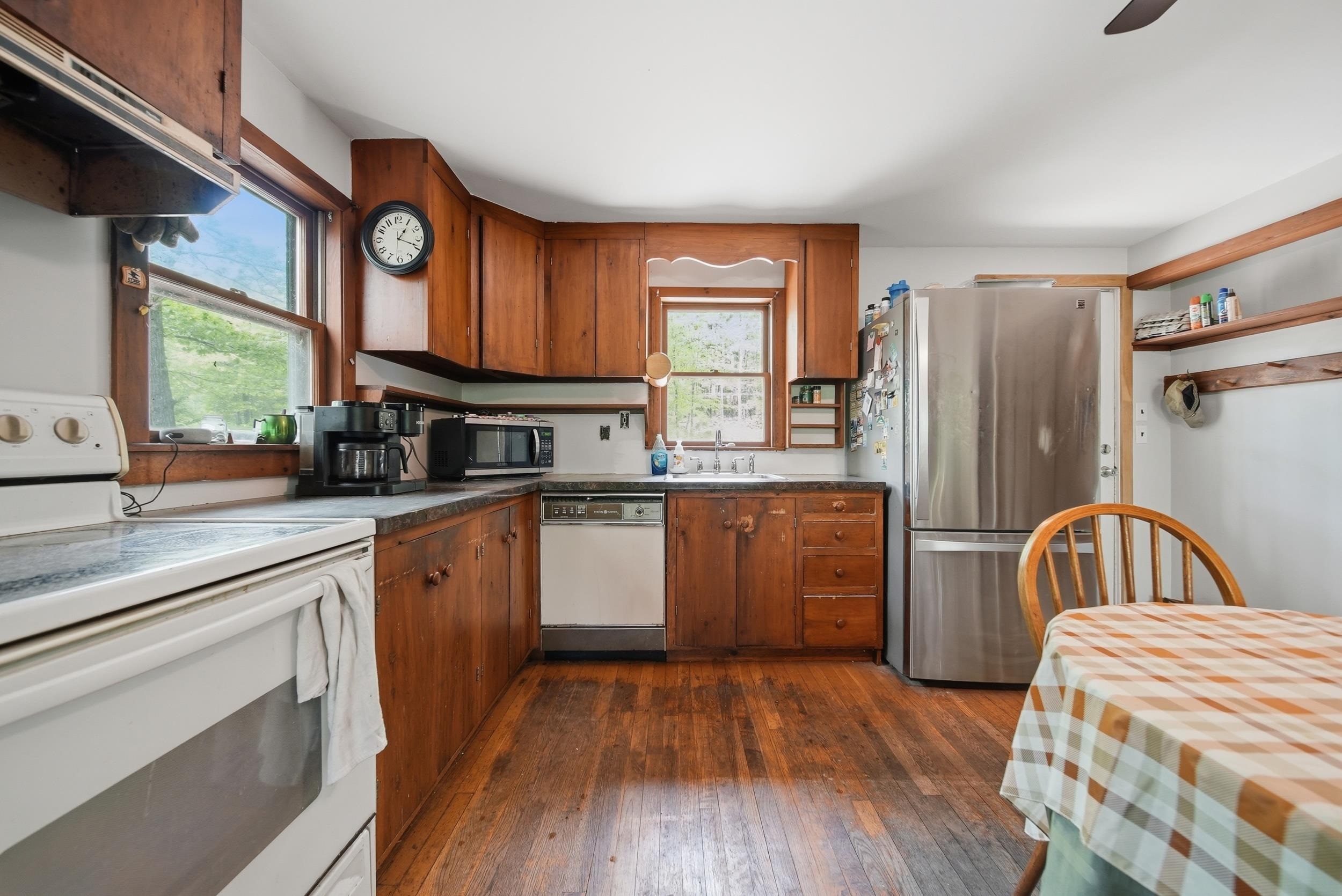 166 Cram Road Weare, NH 03281 - Photo 12 of 32