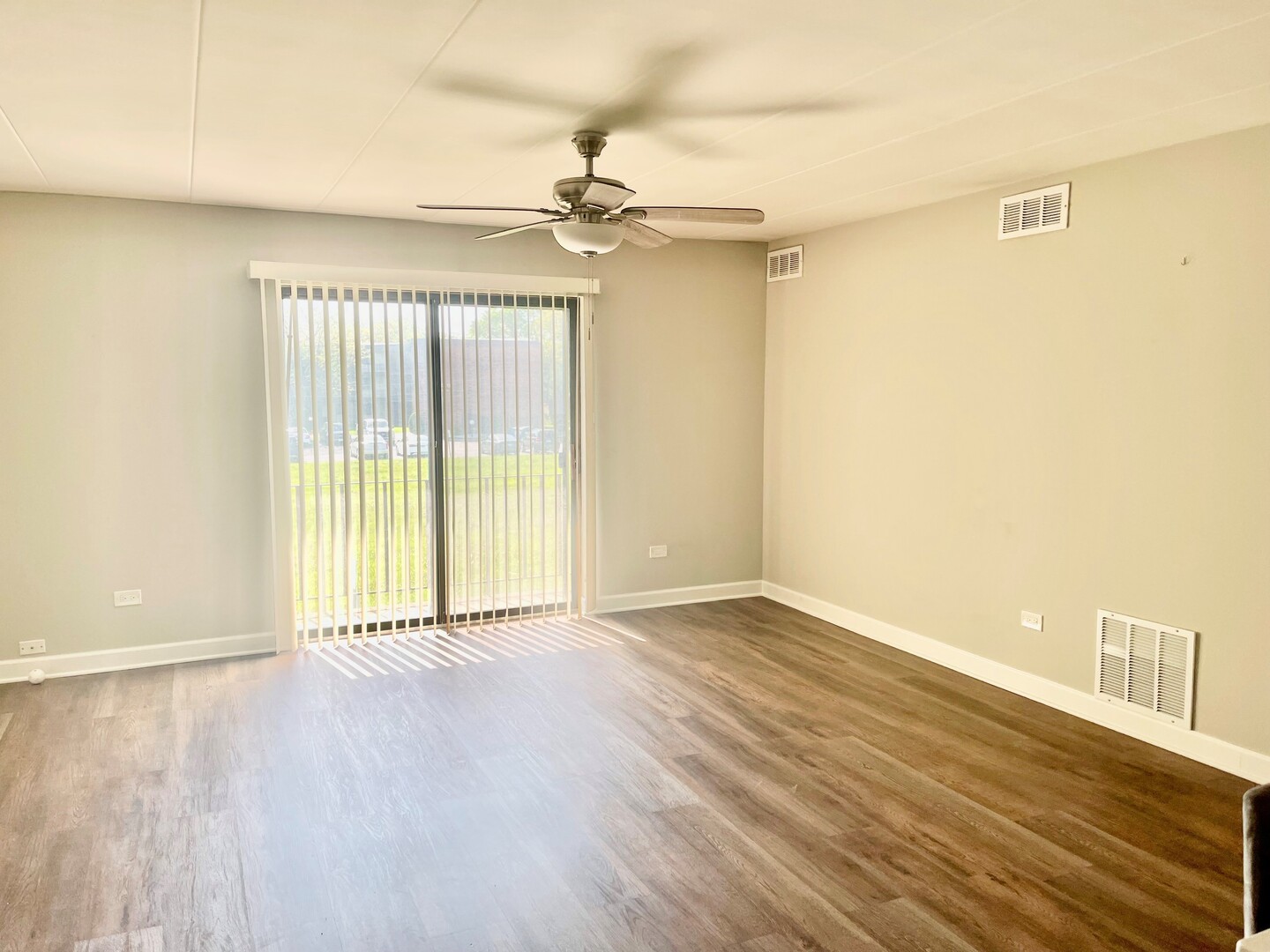 2237 175th Street, Unit 2B Lansing, IL 60438 - Photo 2 of 6