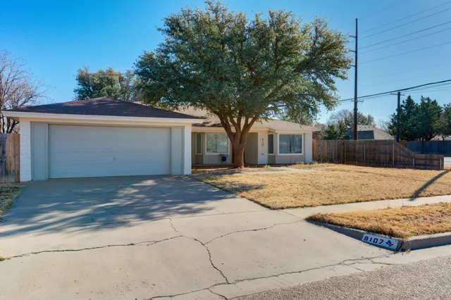 $295,000 | 8107 Knoxville Avenue, Lubbock, TX 79423