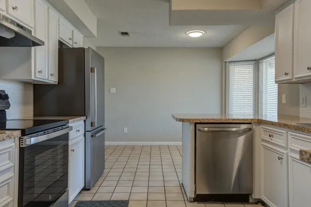 $295,000 | 8107 Knoxville Avenue, Lubbock, TX 79423