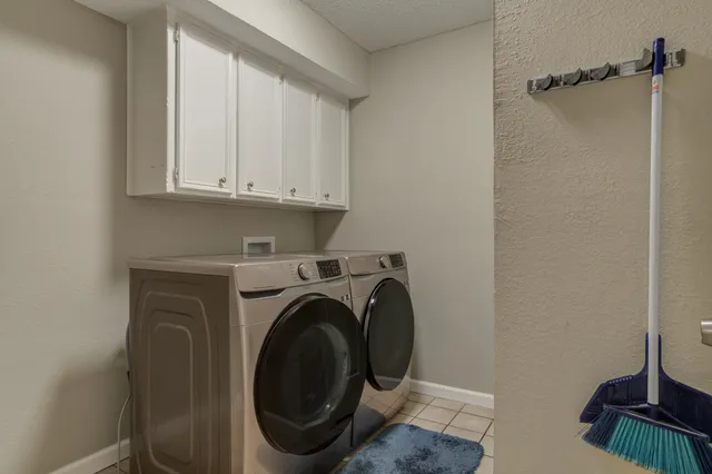 $295,000 | 8107 Knoxville Avenue, Lubbock, TX 79423