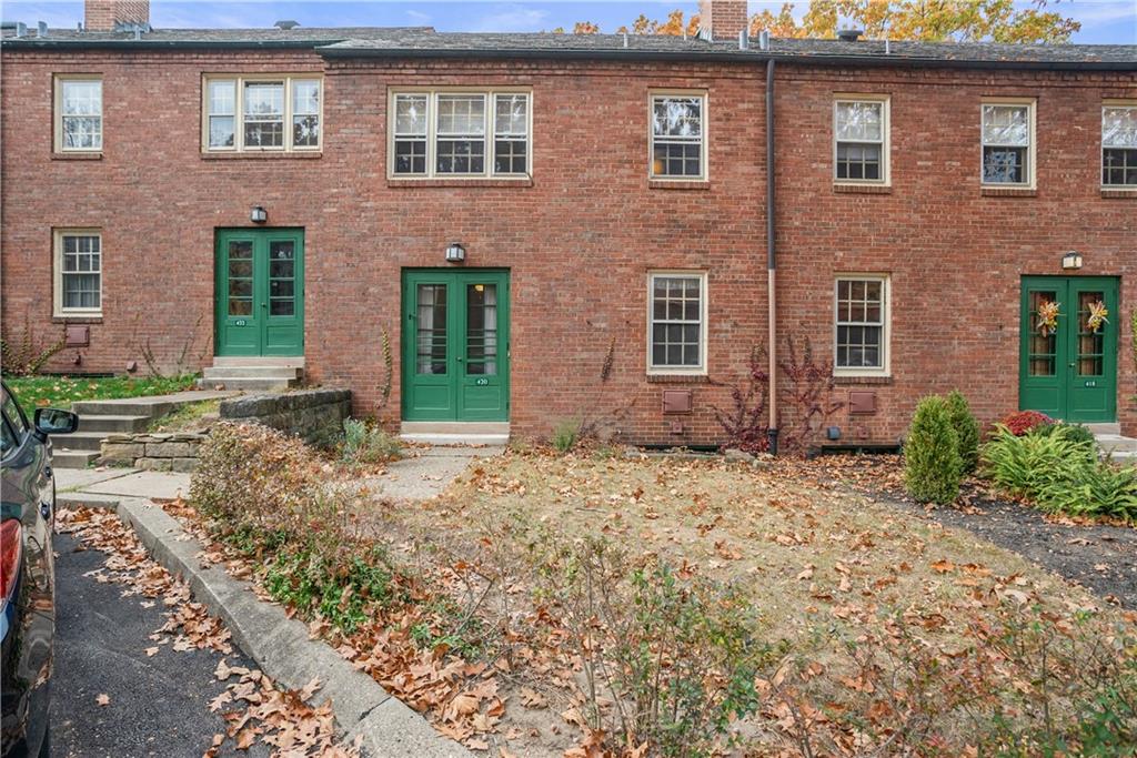 420 Sulgrave Road Pittsburgh, PA 15211 - Photo 25 of 35 a brick building that has a lots of windows on it