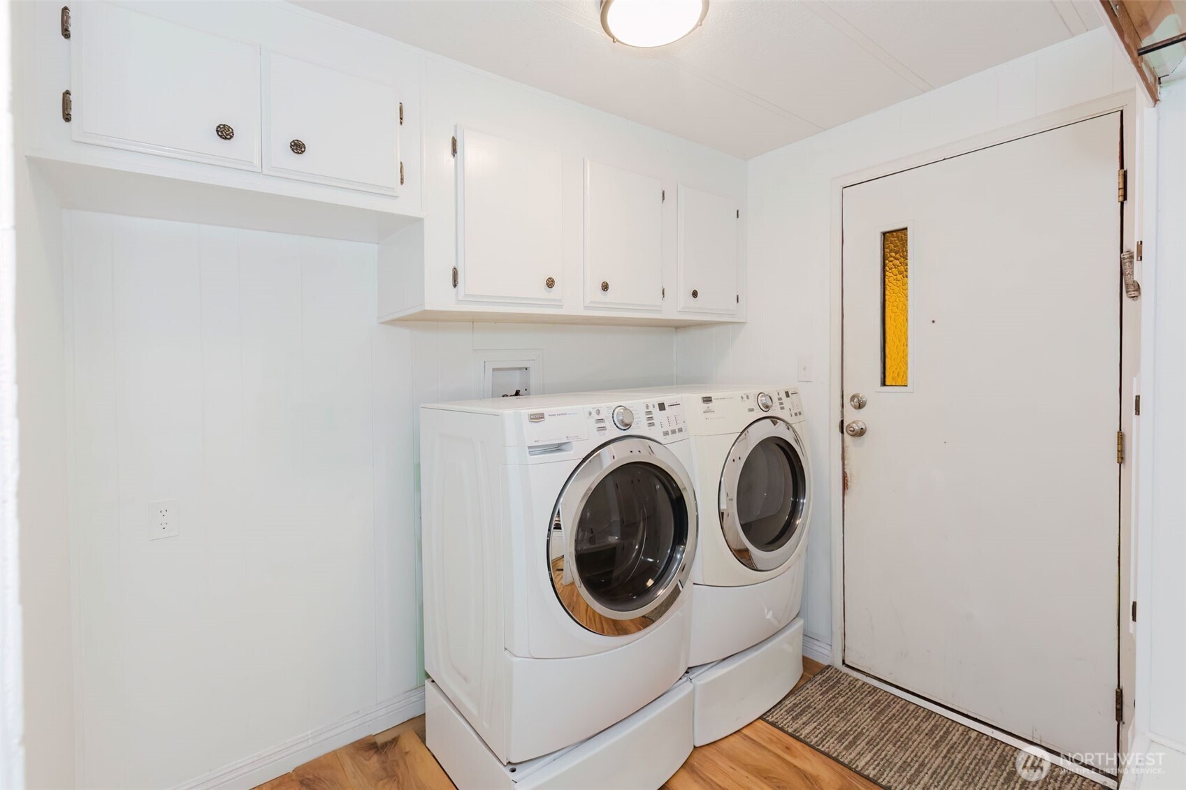 2535 70th Avenue Southwest, Unit 12 Tumwater, WA 98512 - Photo 31 of 33 a utility room with dryer and washer