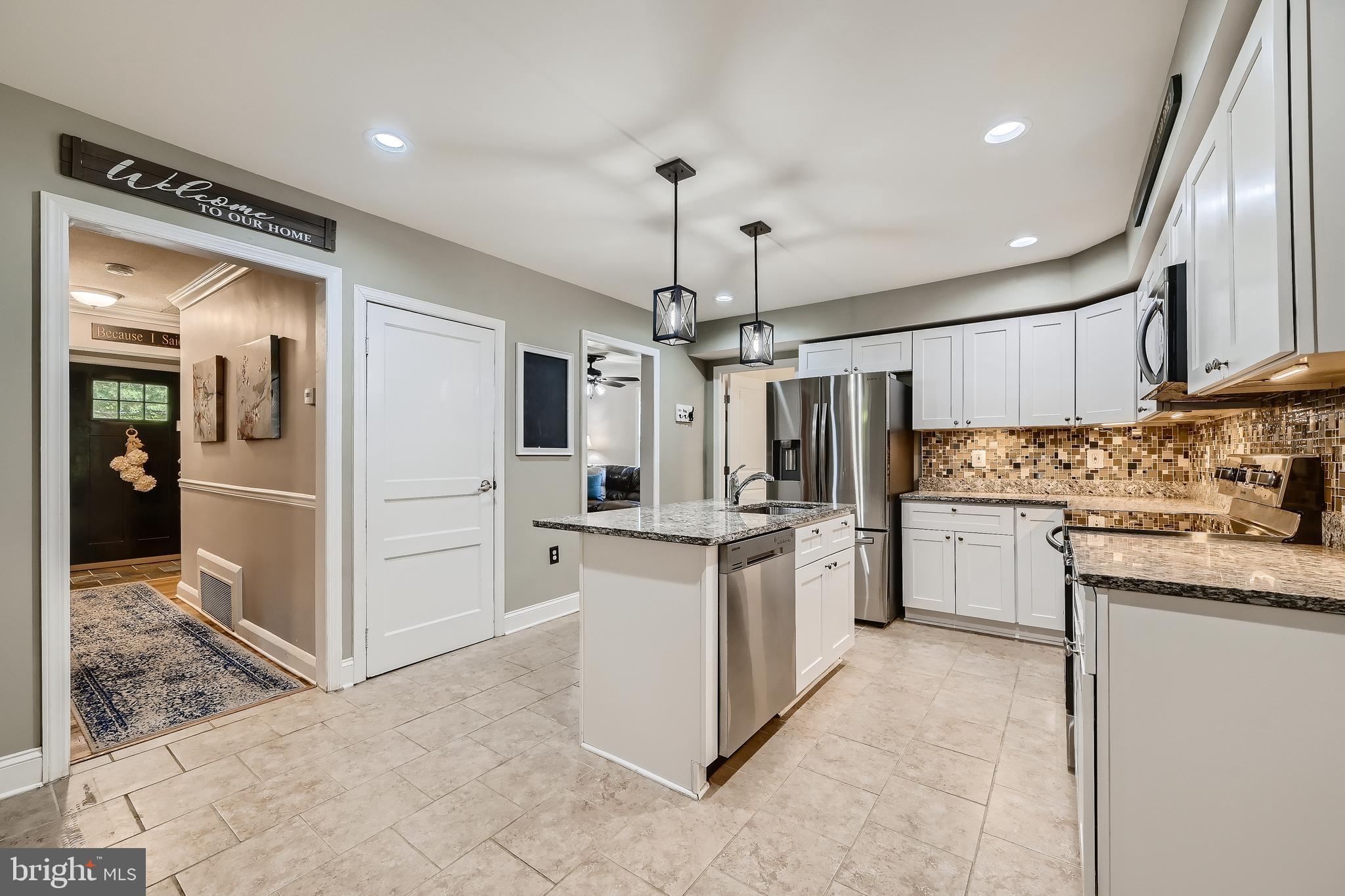 626 Back River Neck Road Essex, MD 21221 - Photo 10 of 38