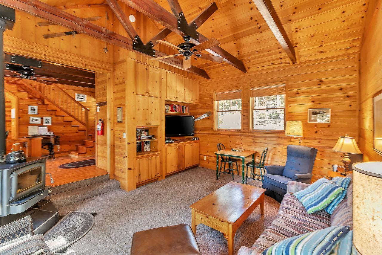 655 Carnelian Road Carnelian Bay, CA 96140 - Photo 11 of 28