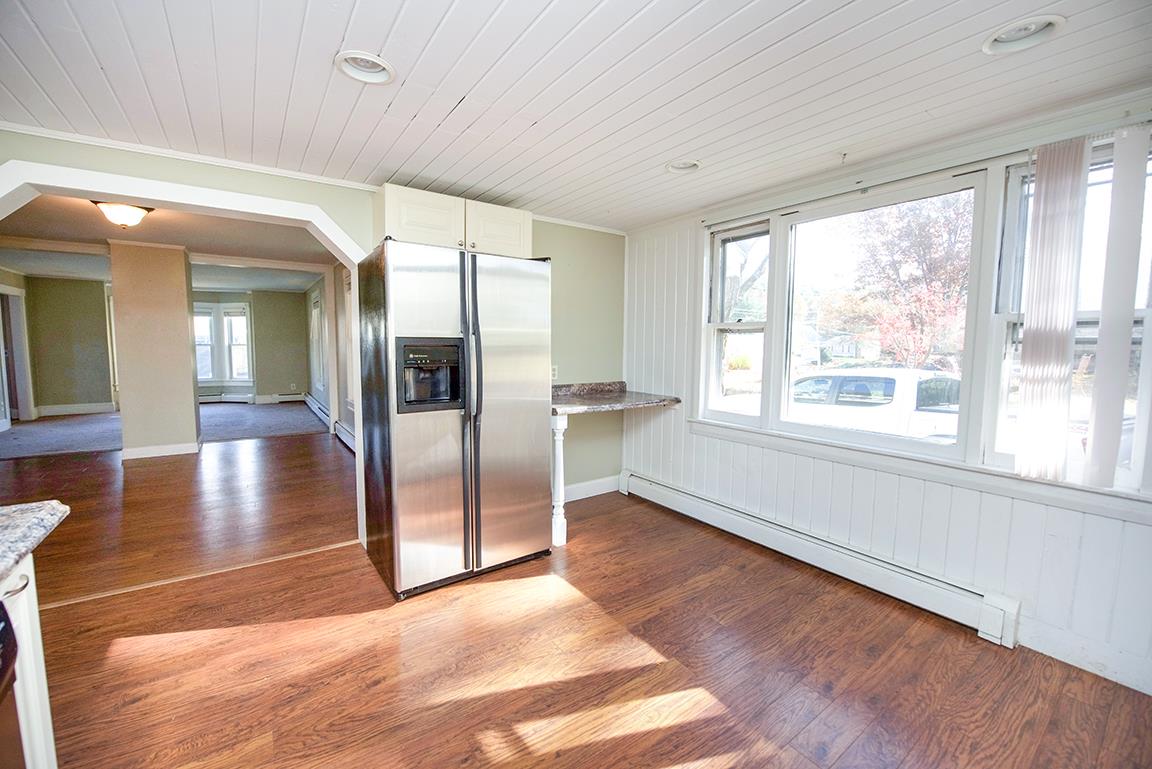 24 Newton Road Plaistow, NH 03865 - Photo 5 of 29 Gallery Image 5