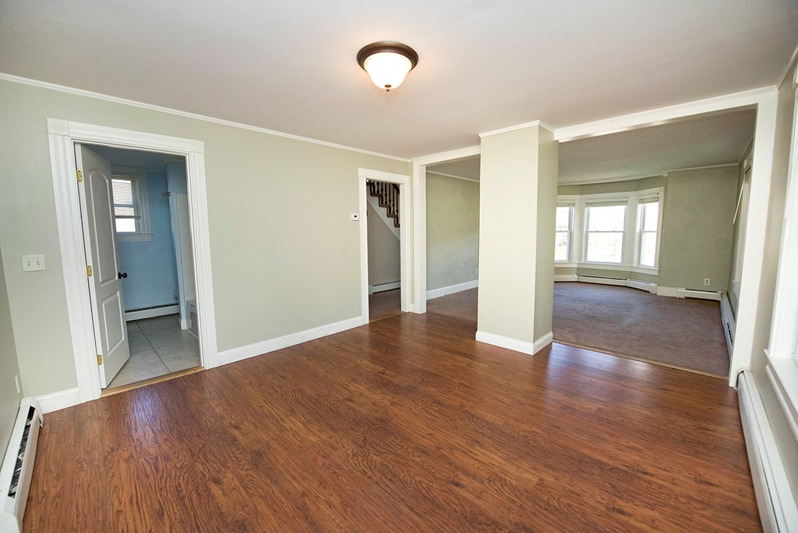 24 Newton Road Plaistow, NH 03865 - Photo 7 of 29 Gallery Image 7