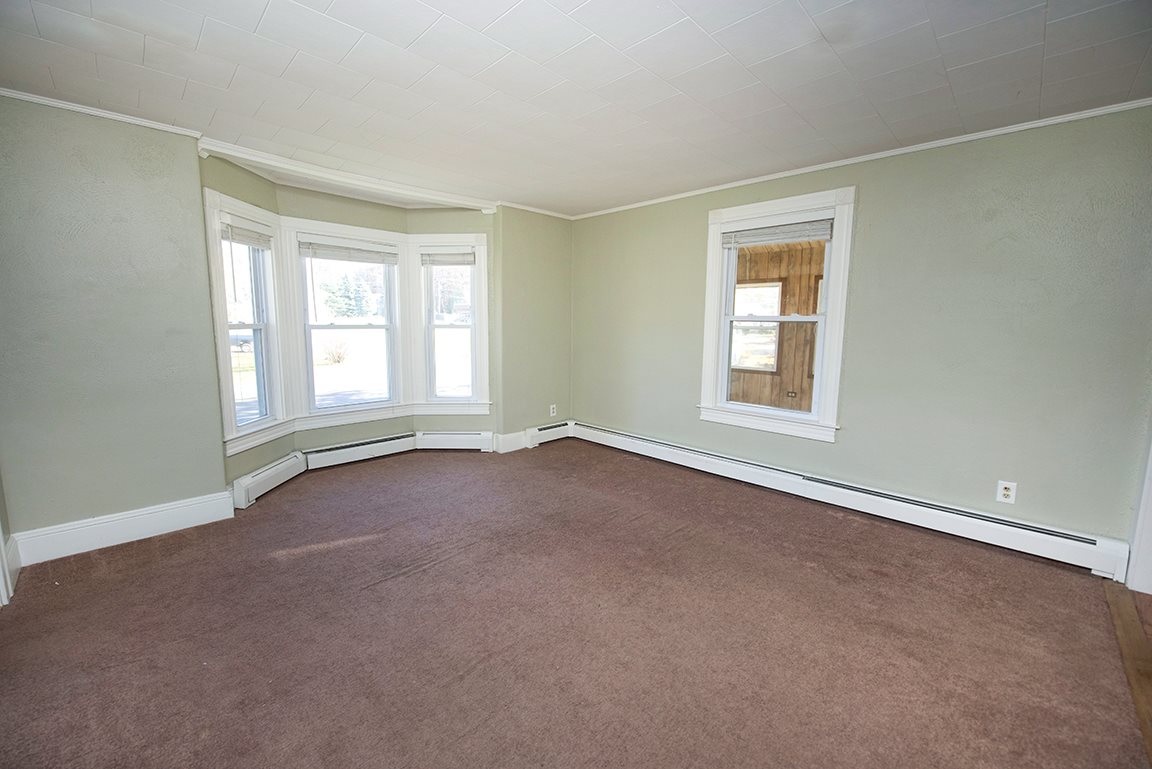 24 Newton Road Plaistow, NH 03865 - Photo 10 of 29 Gallery Image 10