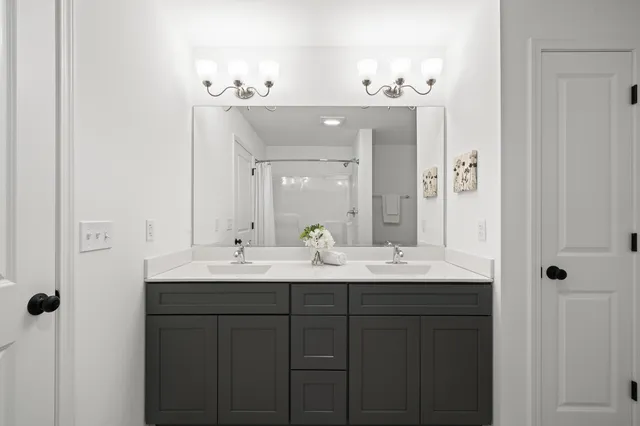 $332,400 | 1584 Meadowview Court, Whitewater, WI 53190