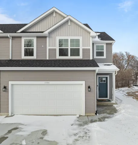 $332,400 | 1584 Meadowview Court, Whitewater, WI 53190
