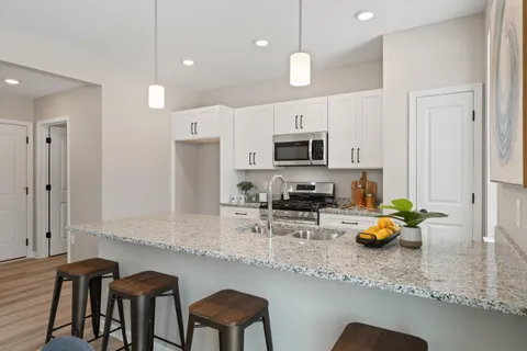 $332,400 | 1584 Meadowview Court, Whitewater, WI 53190