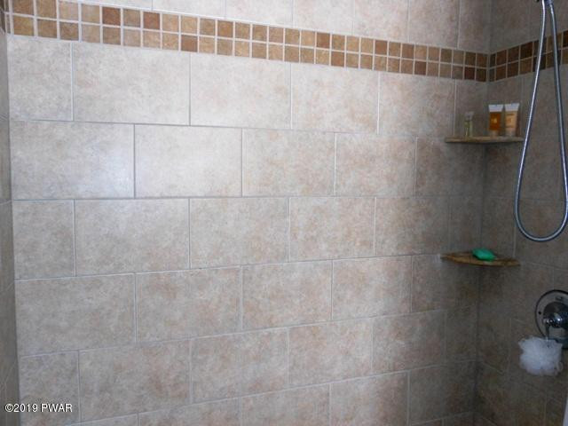 108 Ridge Road Hawley, PA 18428 - Photo 10 of 30