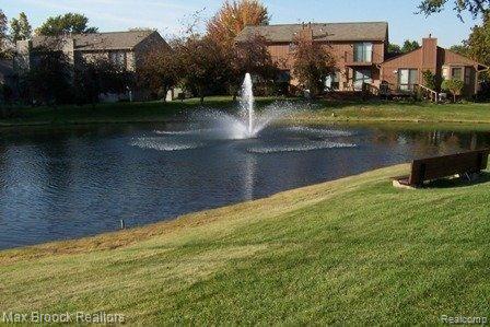1931 Allenway Court, Unit 103 Rochester, MI 48309 - Photo 11 of 11 11 Streamwood Condominiums