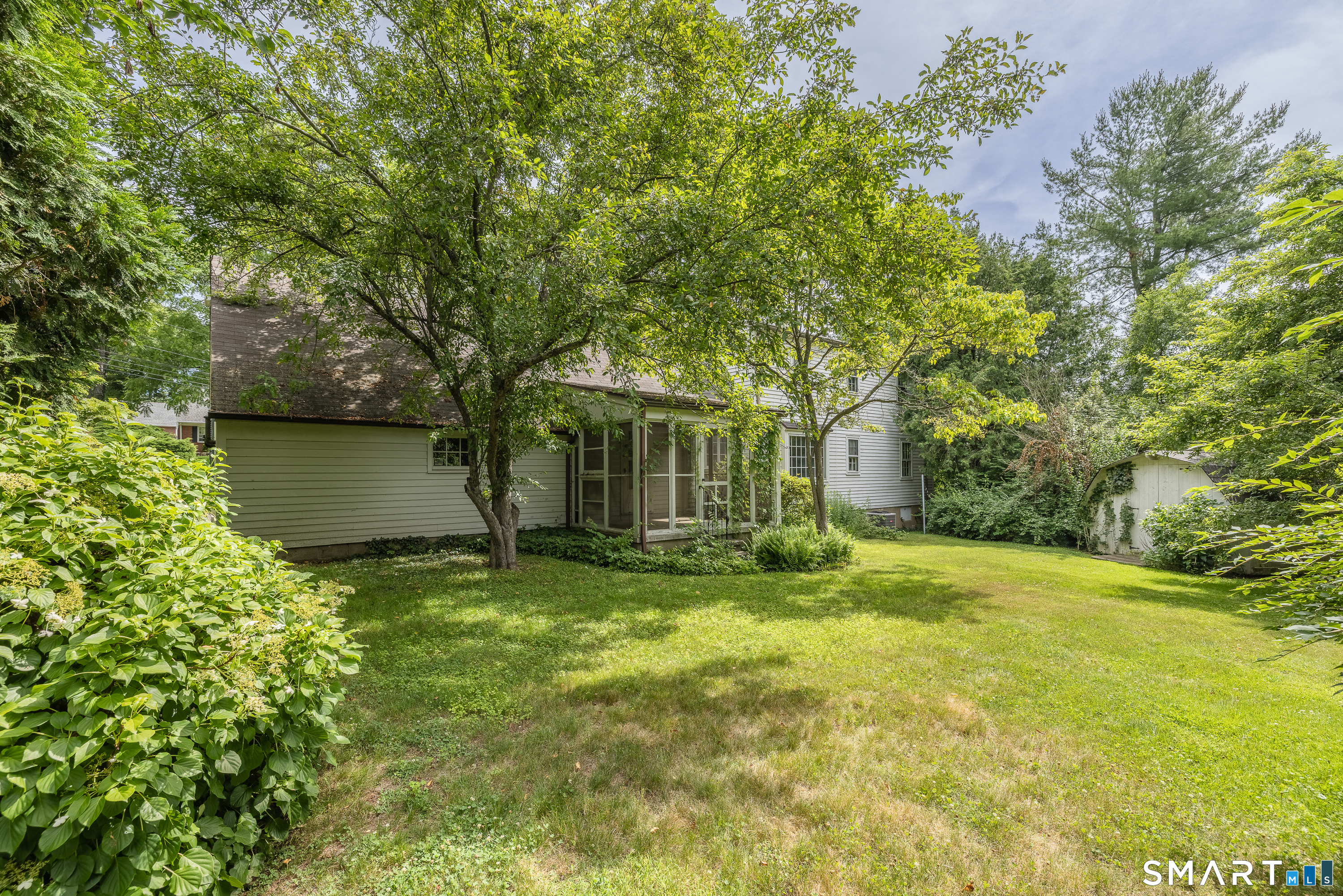65 Manor Hill Road Stratford, CT 06614 - Photo 33 of 36
