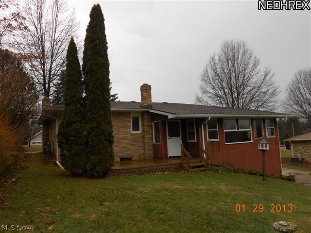 1941 Koons Road North Canton, OH 44720 - Photo 2 of 11