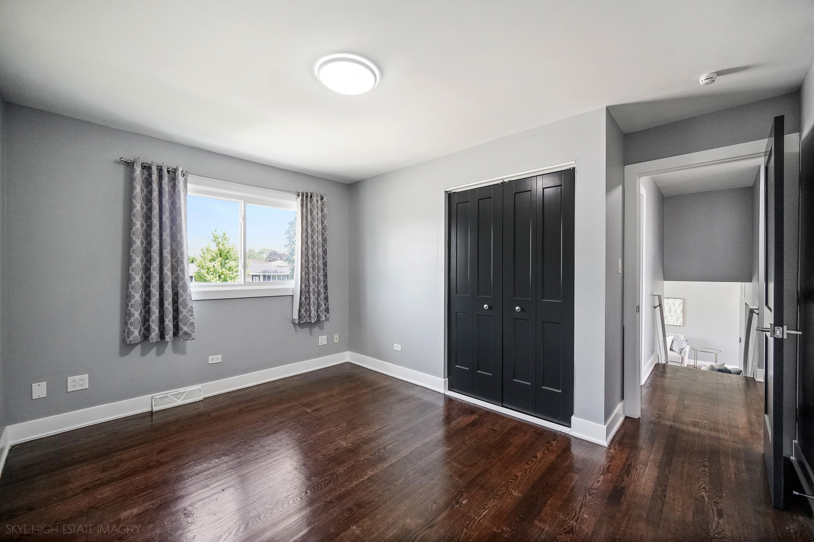 10403 Barnard Drive Chicago Ridge, IL 60415 - Photo 12 of 21