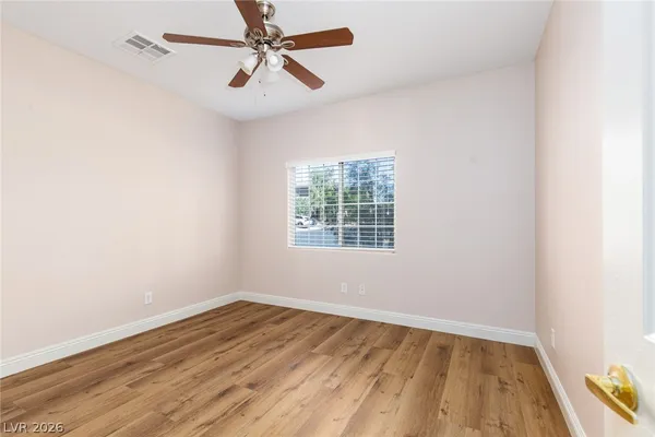 $2,450 | 5163 Tunnel Falls Drive, Las Vegas, NV 89141