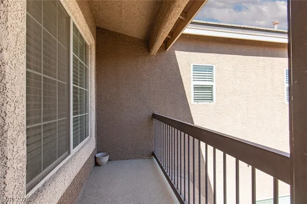 $2,450 | 5163 Tunnel Falls Drive, Las Vegas, NV 89141