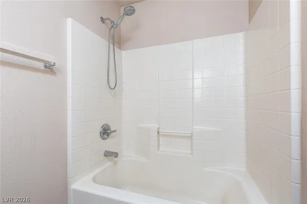 $2,450 | 5163 Tunnel Falls Drive, Las Vegas, NV 89141