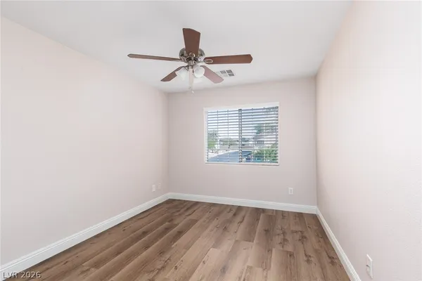 $2,450 | 5163 Tunnel Falls Drive, Las Vegas, NV 89141