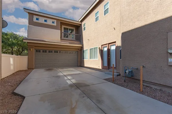 $2,450 | 5163 Tunnel Falls Drive, Las Vegas, NV 89141