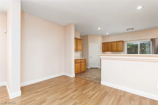 $2,450 | 5163 Tunnel Falls Drive, Las Vegas, NV 89141