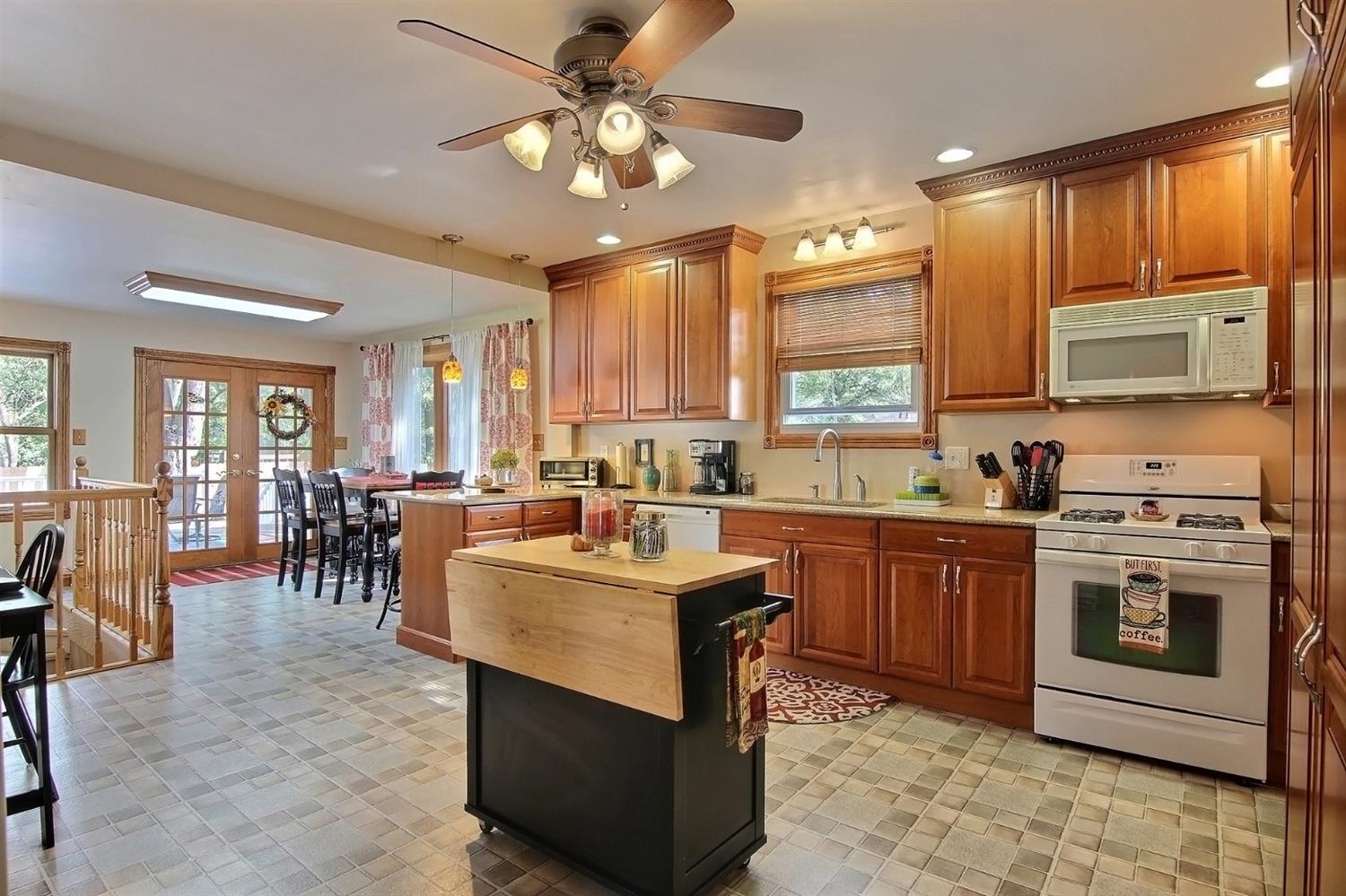 134 South Jackson Street Crown Point, IN 46307 - Photo 13 of 36 1500x999