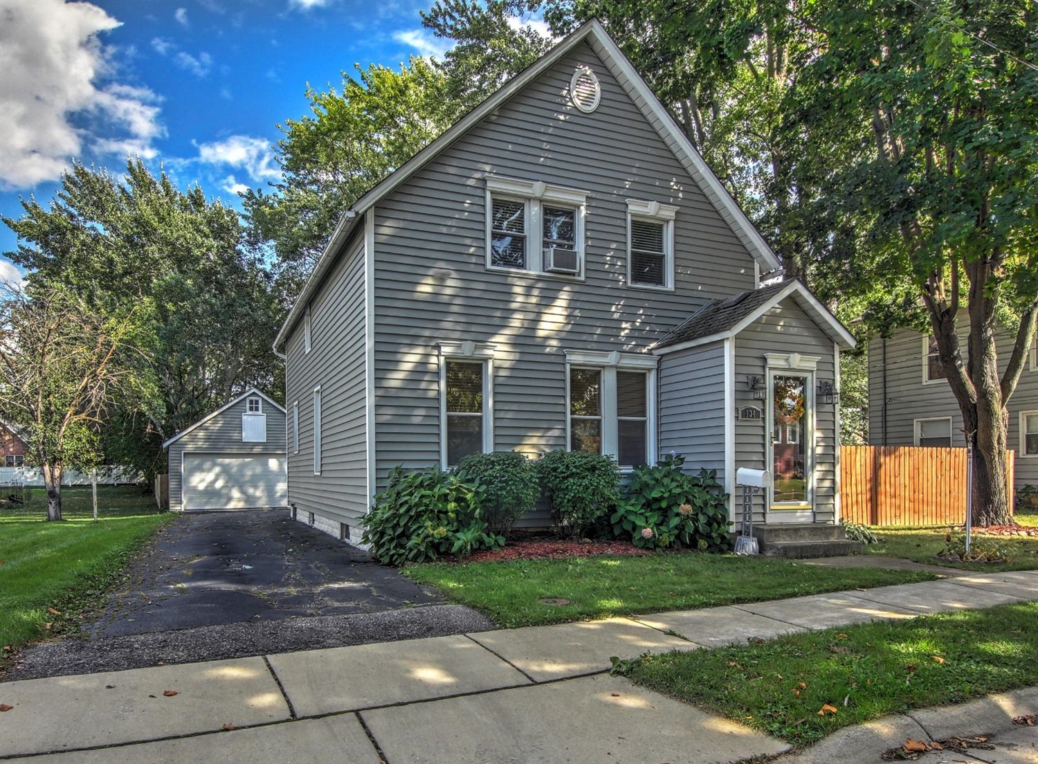 134 South Jackson Street Crown Point, IN 46307 - Photo 4 of 36 1500x1104