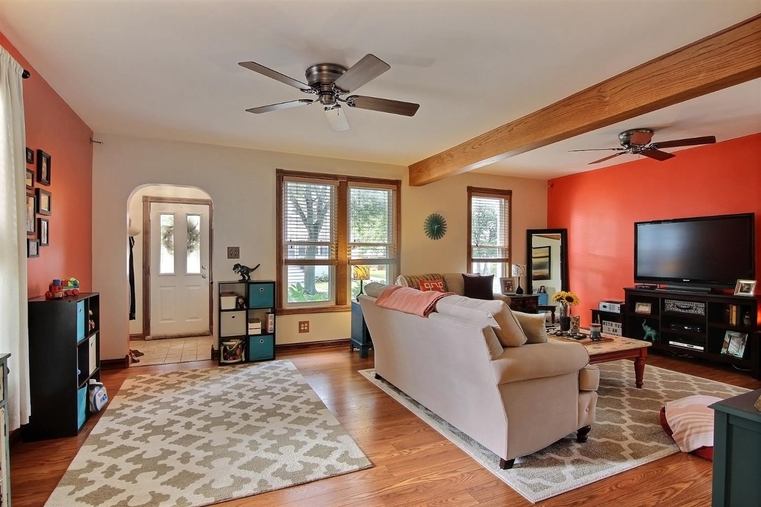 134 South Jackson Street Crown Point, IN 46307 - Photo 5 of 36 1500x999