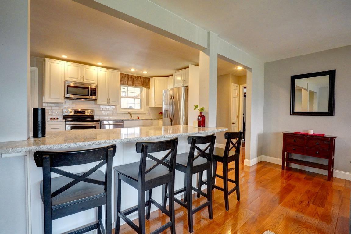4320 Hanley Road Cincinnati, OH 45247 - Photo 5 of 26