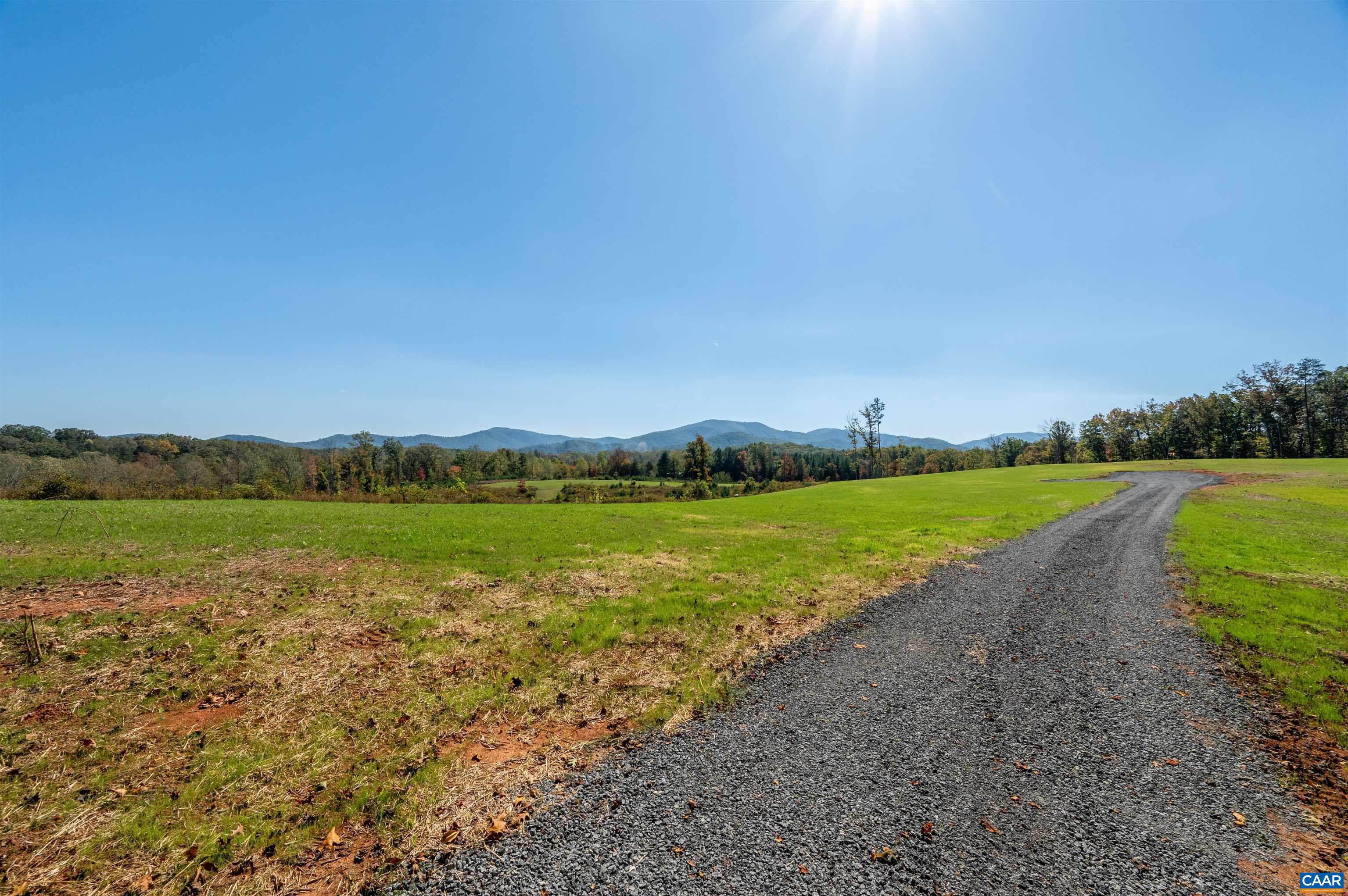 7337-4 Dick Woods Road Afton, VA 22920 - Photo 6 of 13