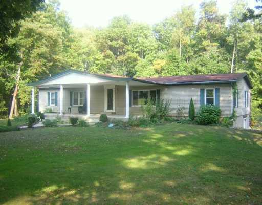 4024 Patterson Road Aliquippa, PA 15001 - Photo 1 of 8 Exterior Front.