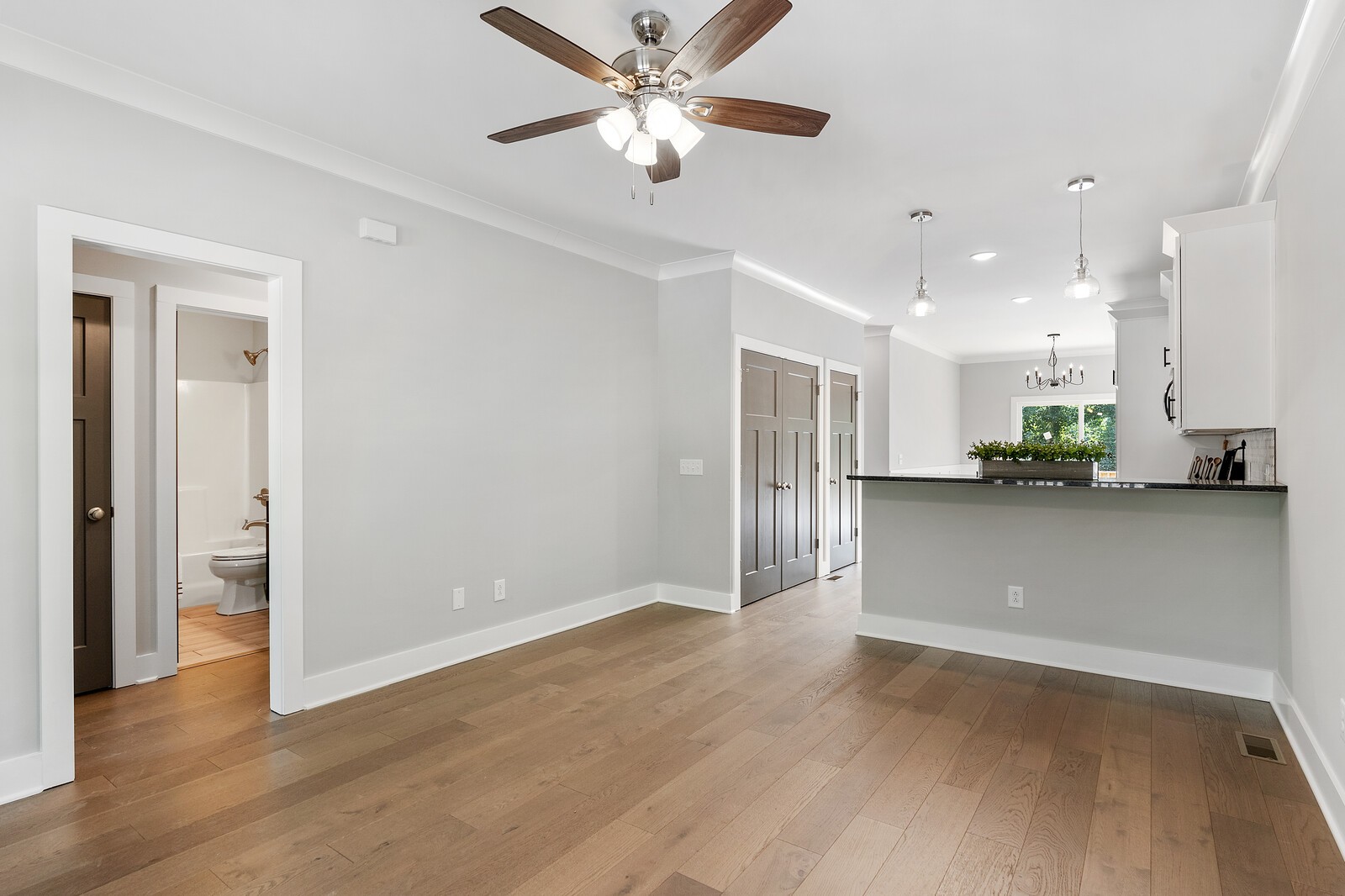 1600 Mantlo Street Springfield, TN 37172 - Photo 3 of 12 Gallery Image 3