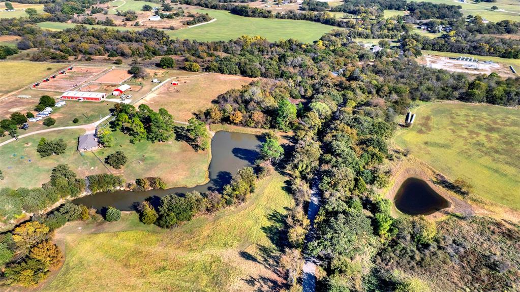 540 County Road 4470 Decatur, TX 76234 - Photo 8 of 10