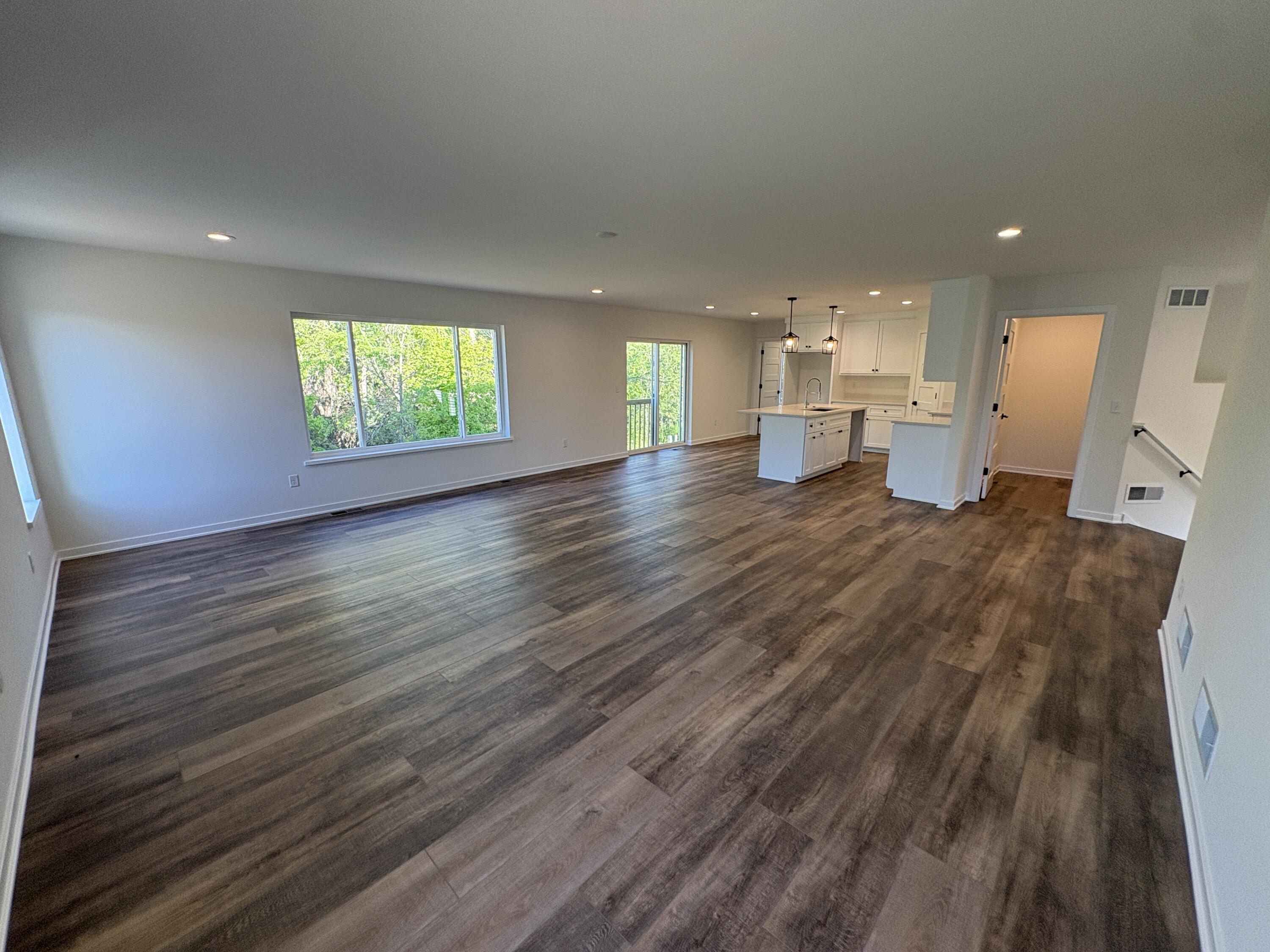 271 Cardinal Drive Sullivan, WI 53178 - Photo 12 of 46 Great Room 2