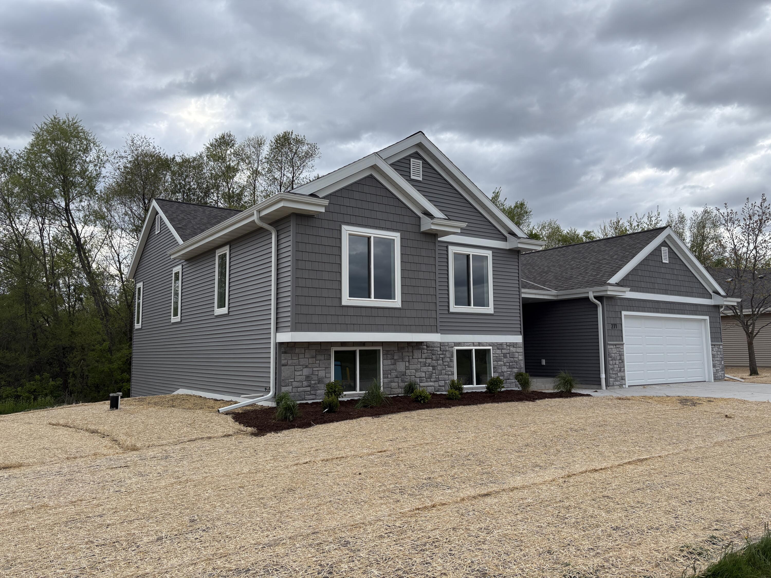 271 Cardinal Drive Sullivan, WI 53178 - Photo 2 of 46 Front Elevation 4