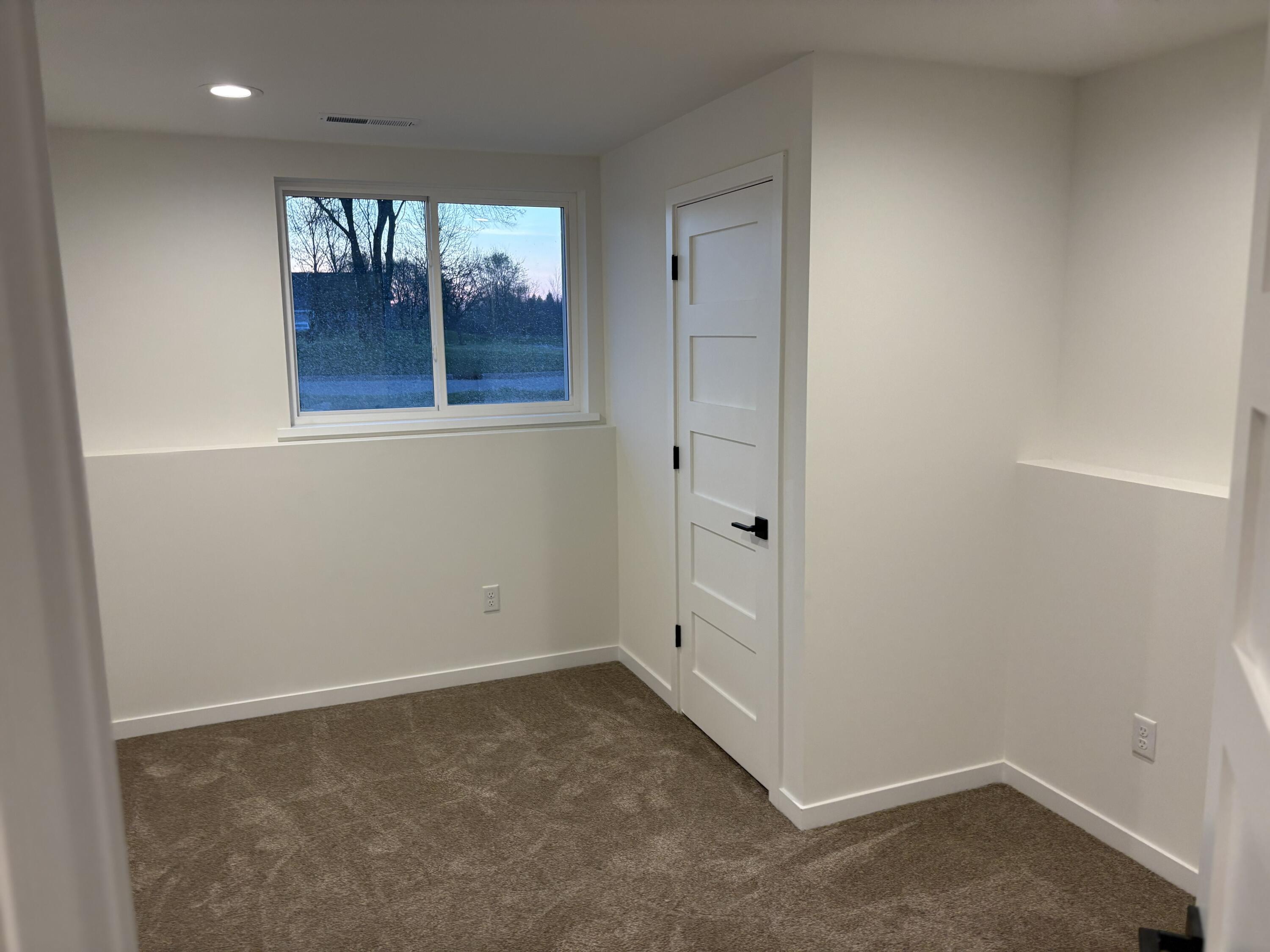 271 Cardinal Drive Sullivan, WI 53178 - Photo 27 of 30 Office