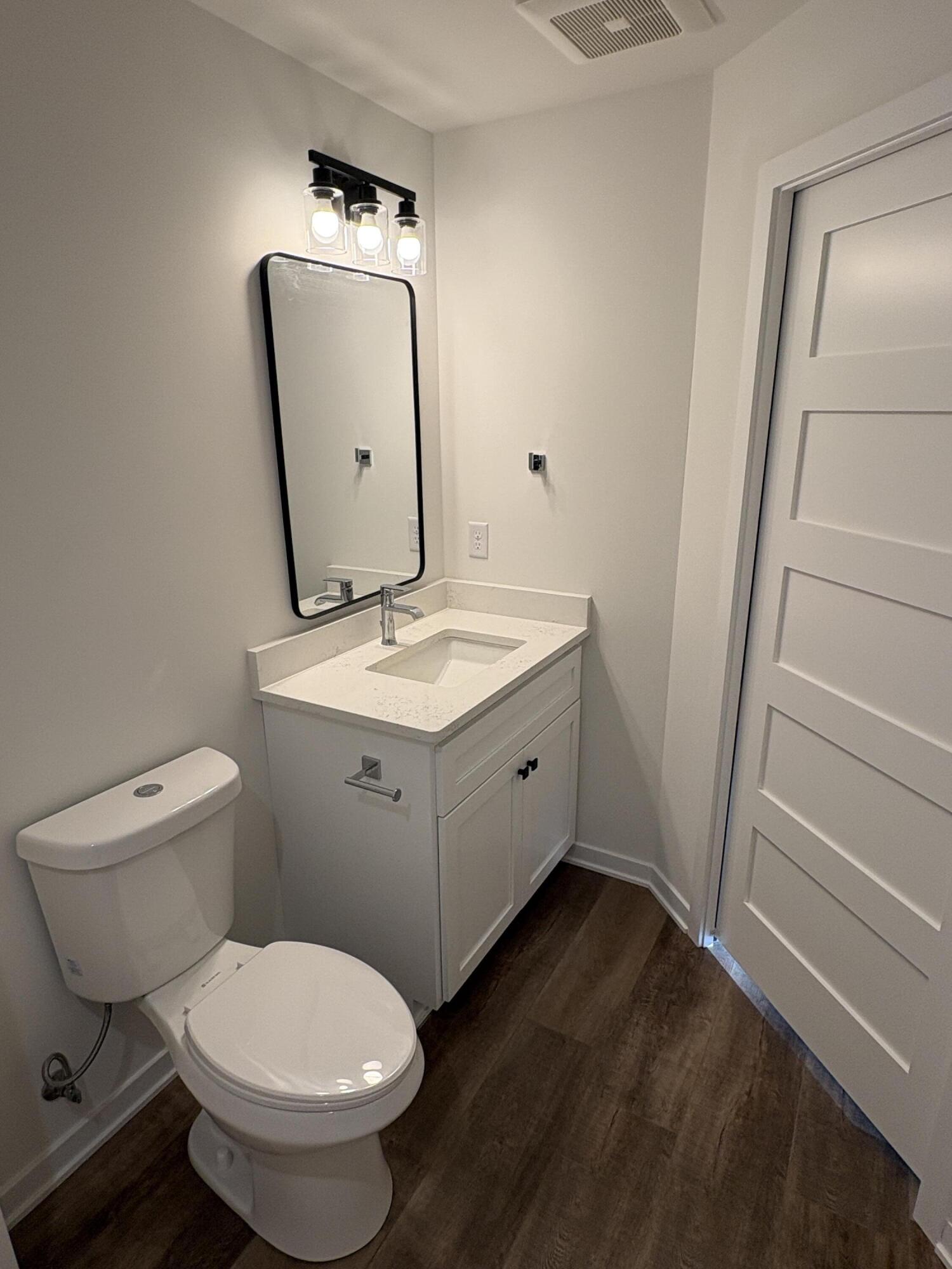 271 Cardinal Drive Sullivan, WI 53178 - Photo 35 of 46 Bath 3