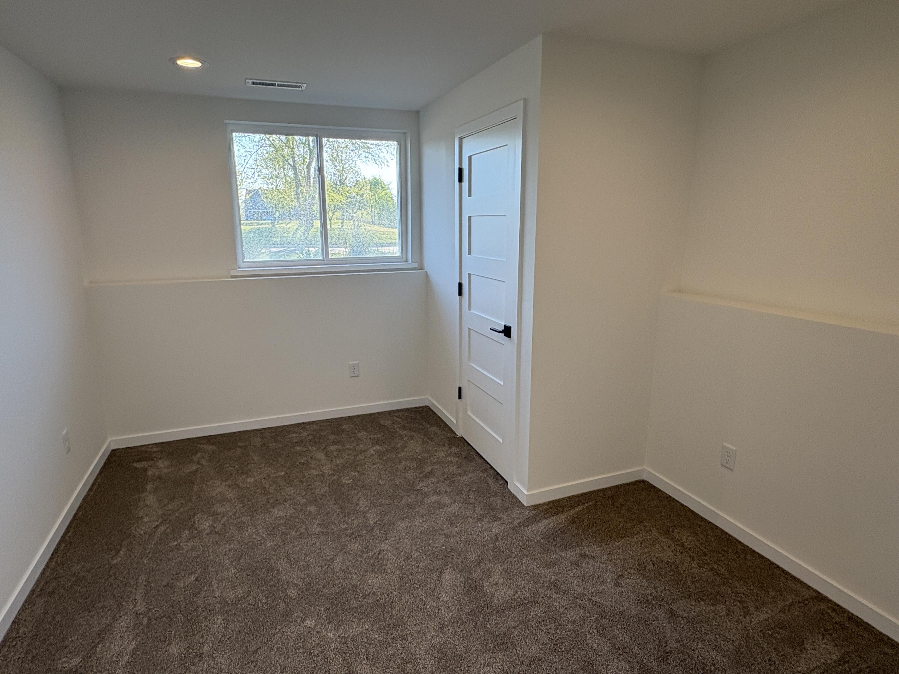 271 Cardinal Drive Sullivan, WI 53178 - Photo 37 of 46 Office 2