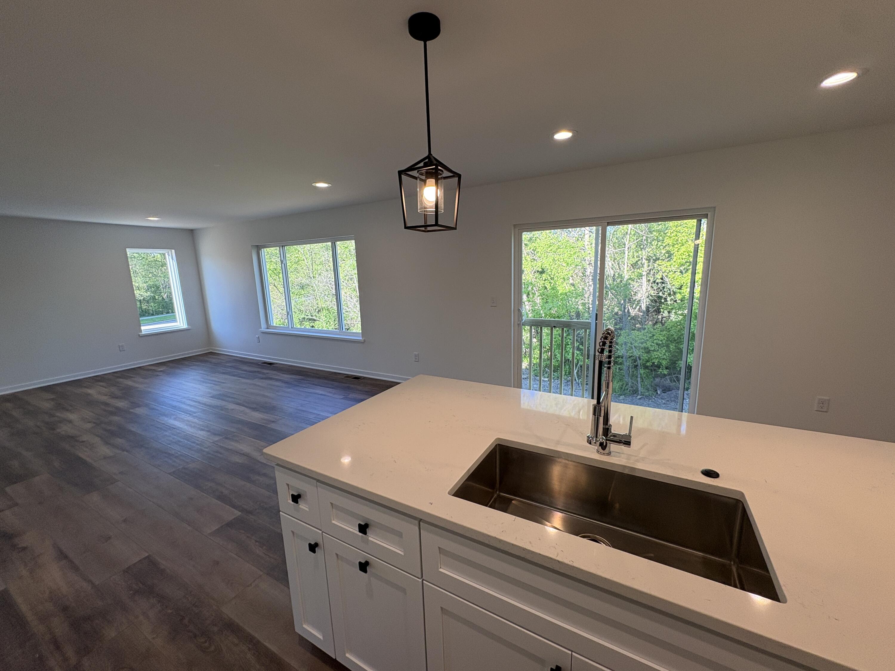 271 Cardinal Drive Sullivan, WI 53178 - Photo 10 of 46 Kitchen 5