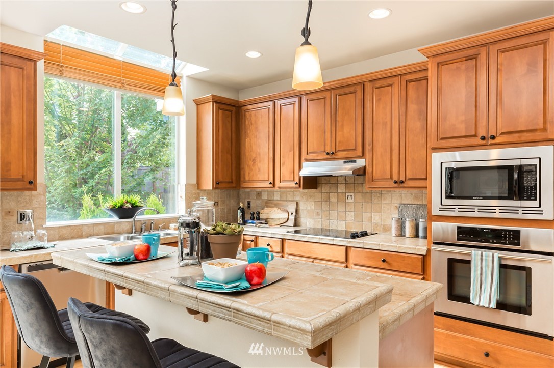 3608 158th Place Southeast Bothell, WA 98012 - Photo 8 of 22