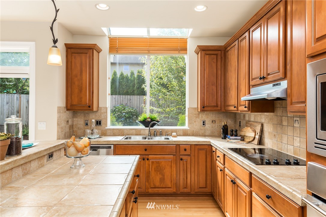 3608 158th Place Southeast Bothell, WA 98012 - Photo 9 of 22