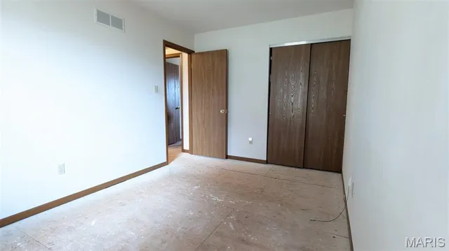 $282,900 | 105 Hickory Drive, Troy, MO 63379