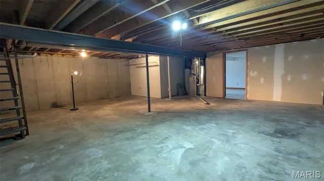 $282,900 | 105 Hickory Drive, Troy, MO 63379