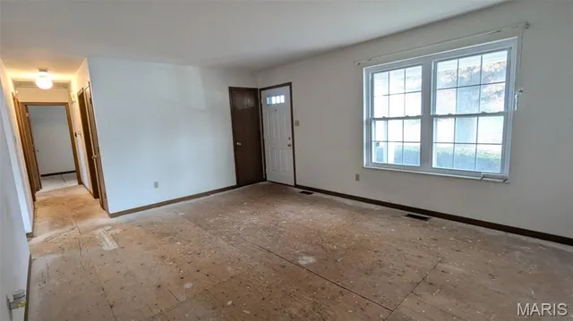 $282,900 | 105 Hickory Drive, Troy, MO 63379