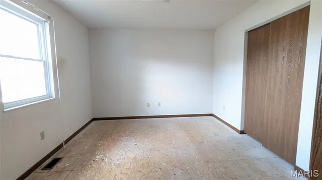 $282,900 | 105 Hickory Drive, Troy, MO 63379