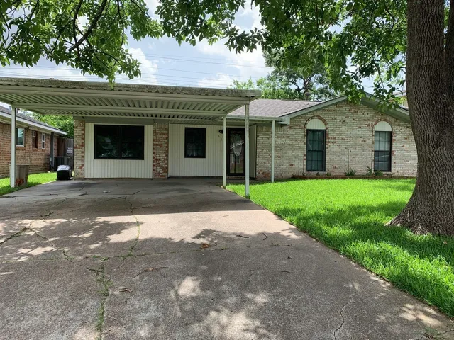 $1,695 | 618 Overbluff Street, Channelview, TX 77530