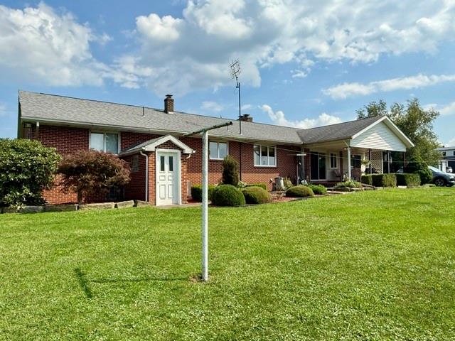 79 Gearhart Road Pulaski, PA 16143 - Photo 4 of 50 Rear View